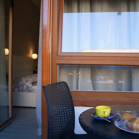 Danoi In Trastevere فندق مبيت وإفطار 4*